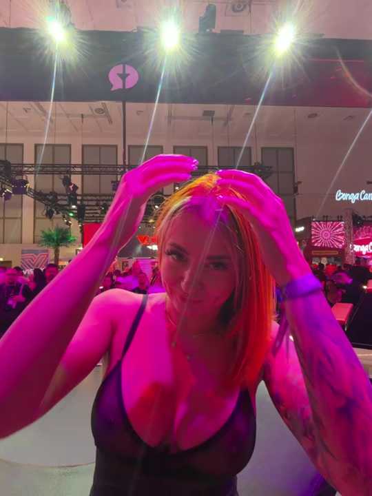 ObviouslyPeachy Stripchat recording – Oct 23, 2026