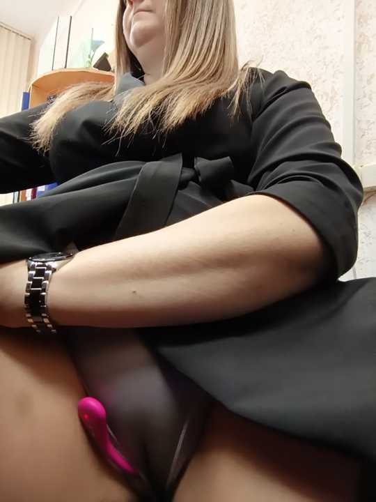 Office_Albertina Stripchat recording – Oct 22, 2026