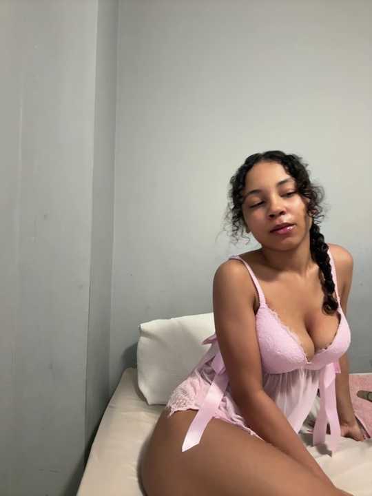 OliviaAshhh Stripchat recording – Oct 25, 2026