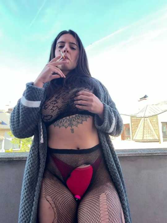 PTlatinaa Stripchat recording – Oct 24, 2026