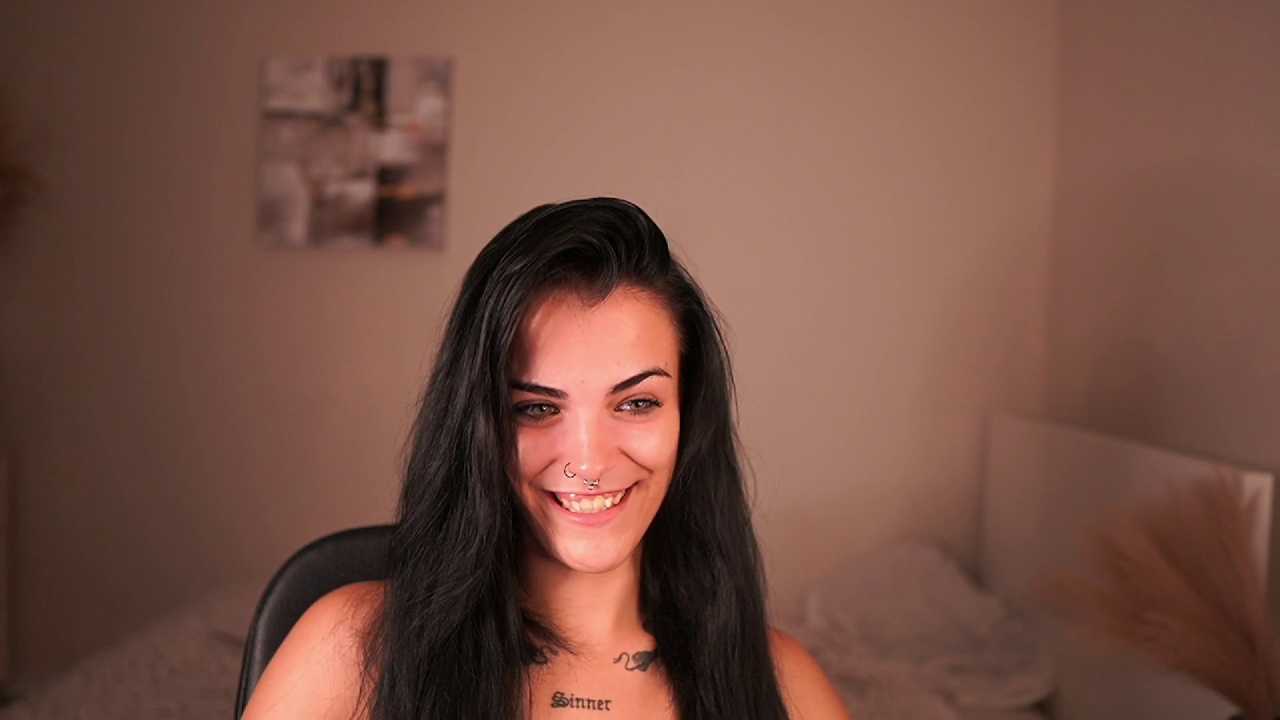 Pauline_2005
