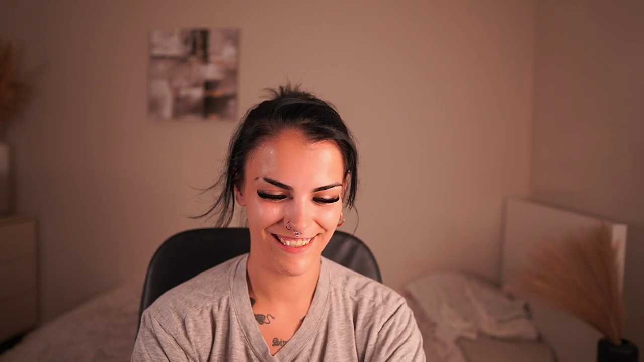 Pauline_2005