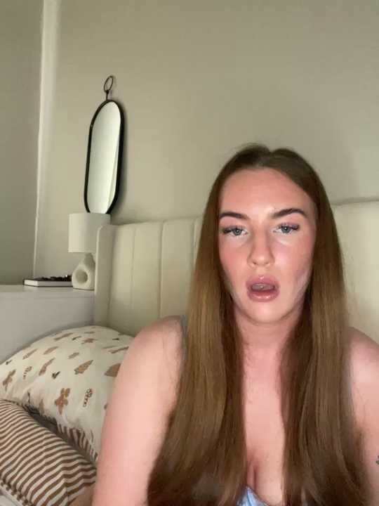 PetiteBrunettex20 cam recording