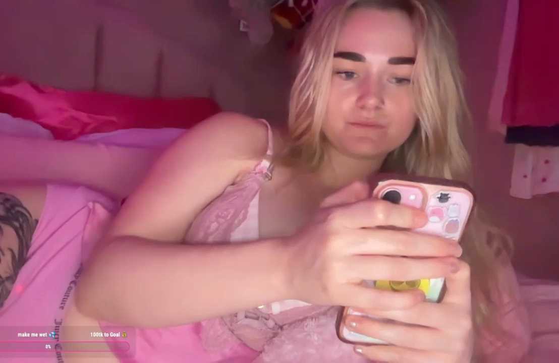 Pinkiepieexo