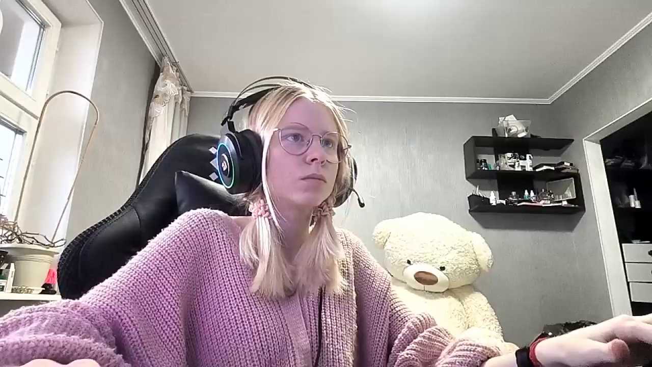 PlumyPrance cam recording