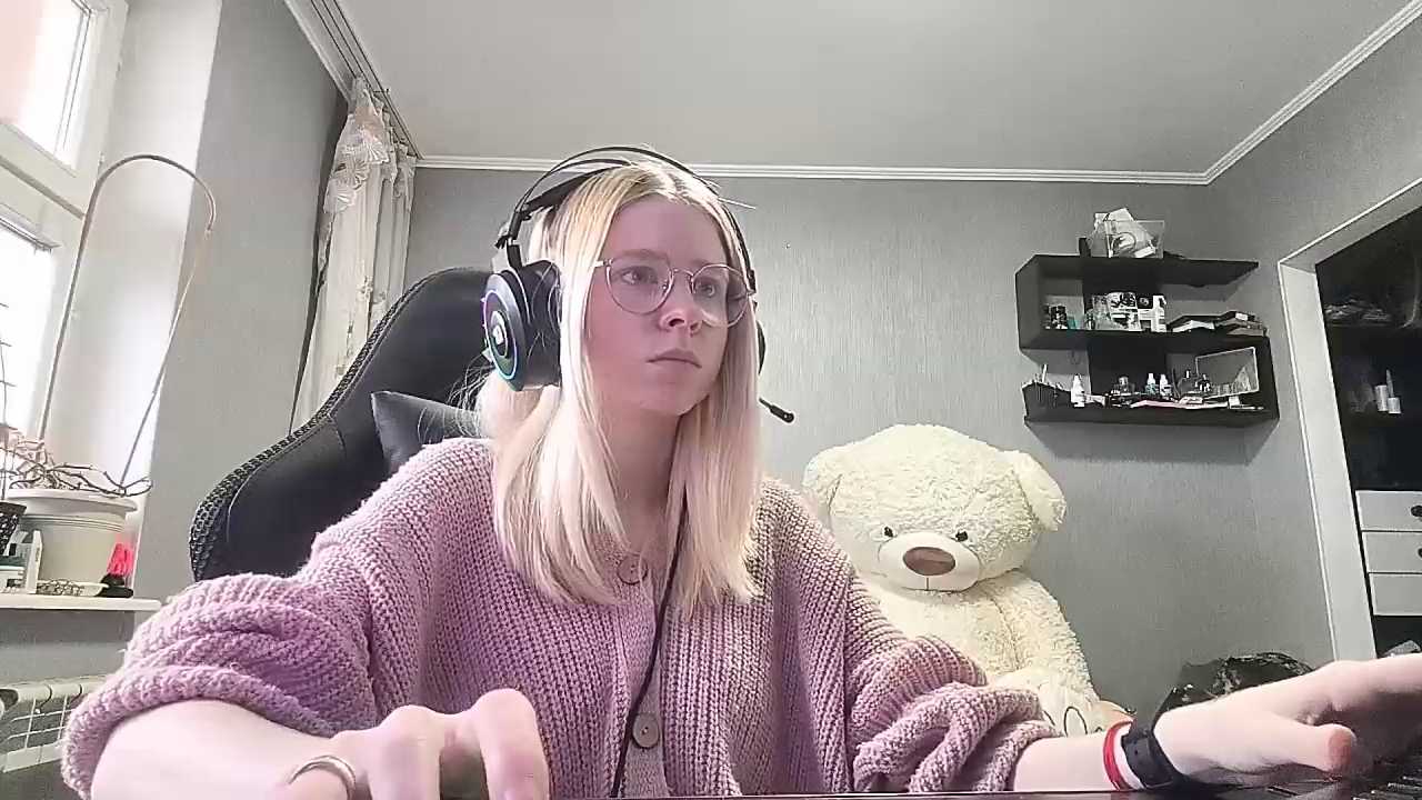 PlumyPrance cam recording