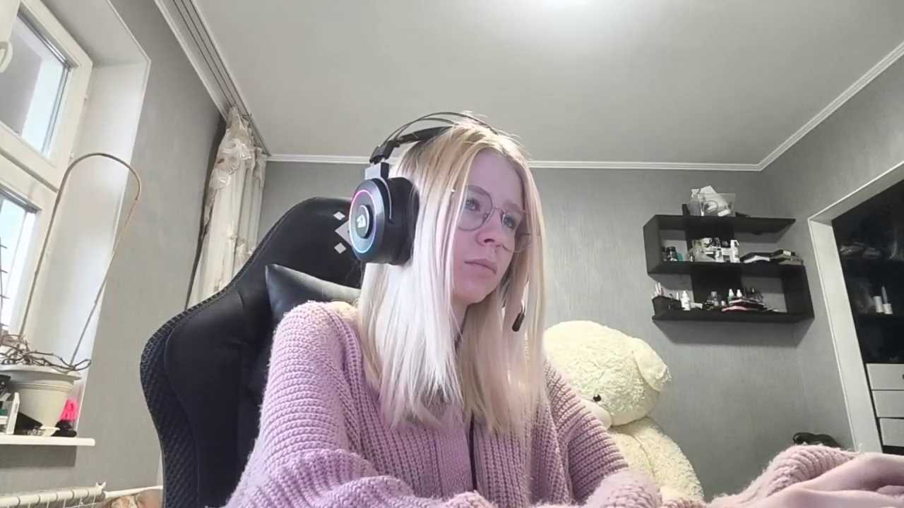 PlumyPrance cam recording