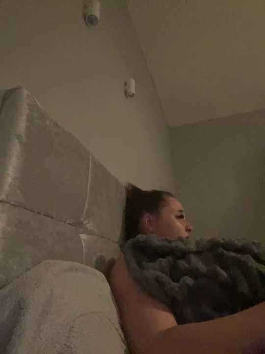 Poppylooloo Stripchat recording – Oct 21, 2026