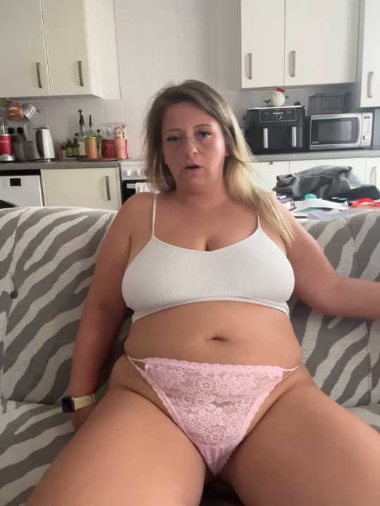 Poppyshaw_