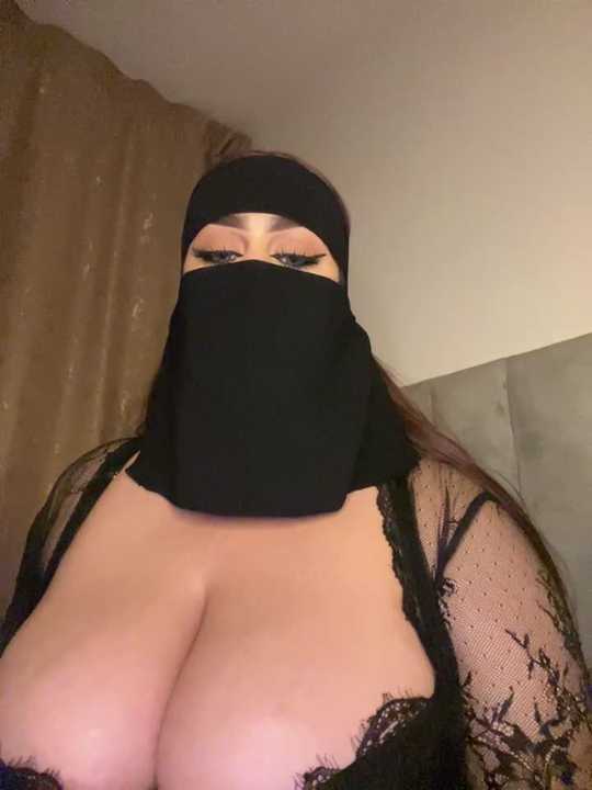 QueenDina777 cam recording