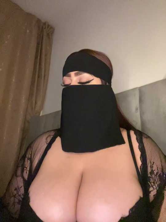 QueenDina777 cam recording