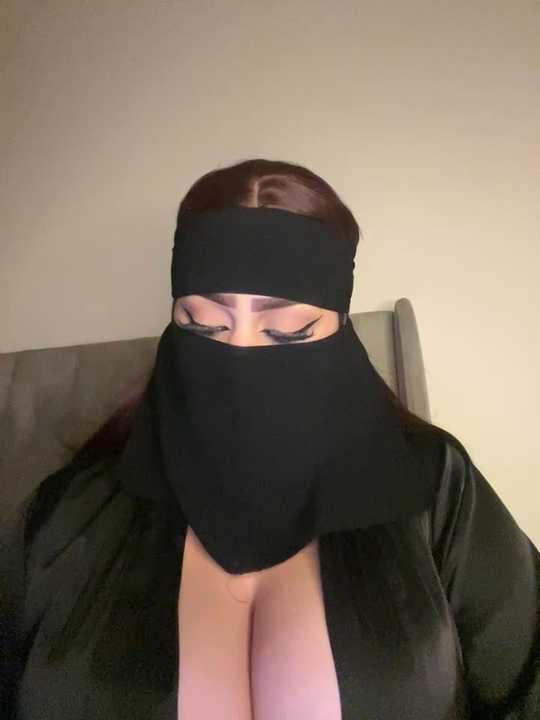 QueenDina777 cam recording
