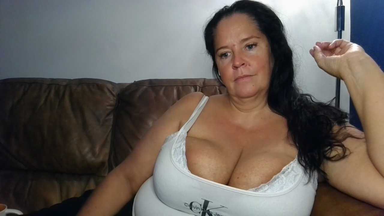 Queen_Dee_X cam recording