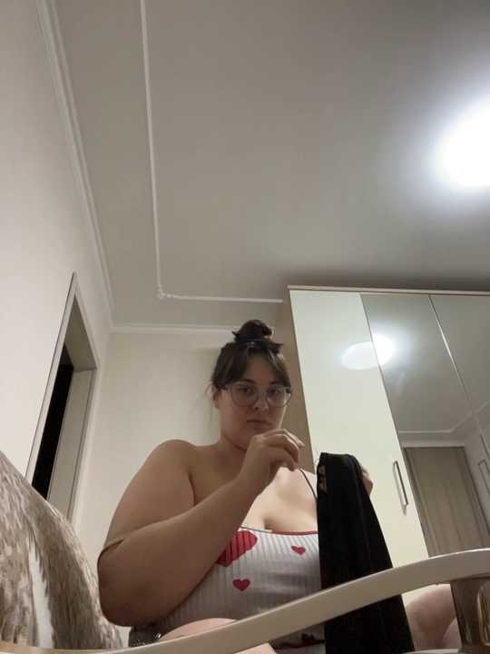 Queen_Monica_ cam recording