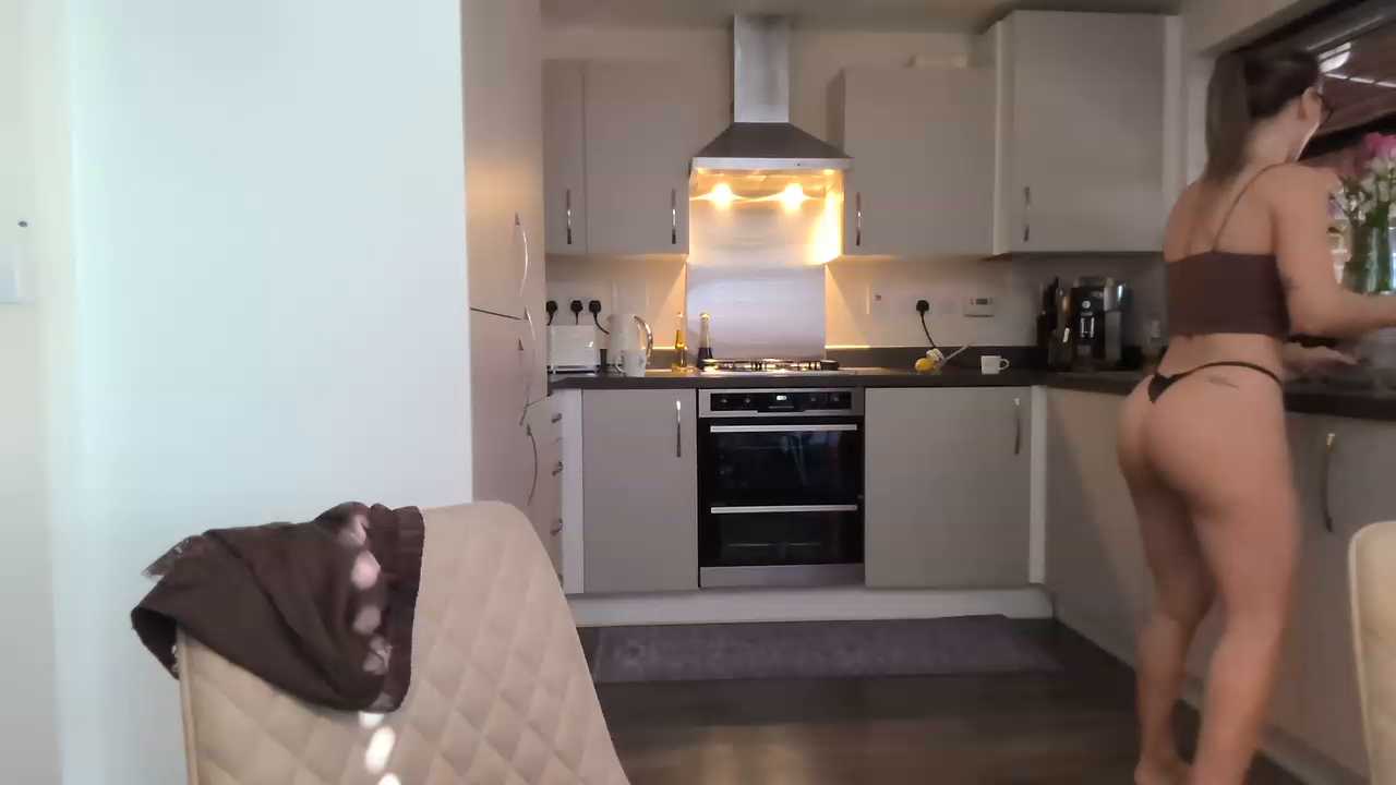 QuenMonicaUK cam recording