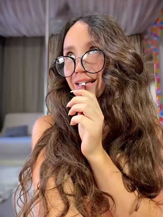 QuietNicole Stripchat recording – Oct 24, 2026
