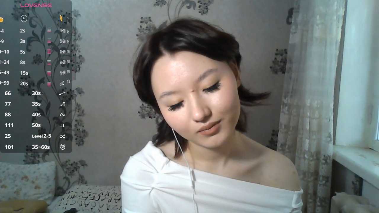 QuyenLuellen cam recording