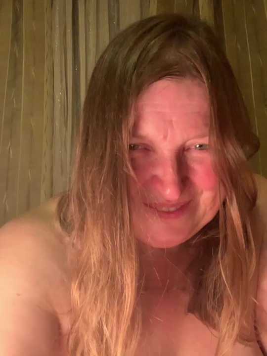Rasinka50 Stripchat recording – Oct 17, 2026