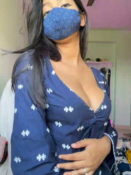 Rebelgirl18 Stripchat recording – Oct 21, 2026
