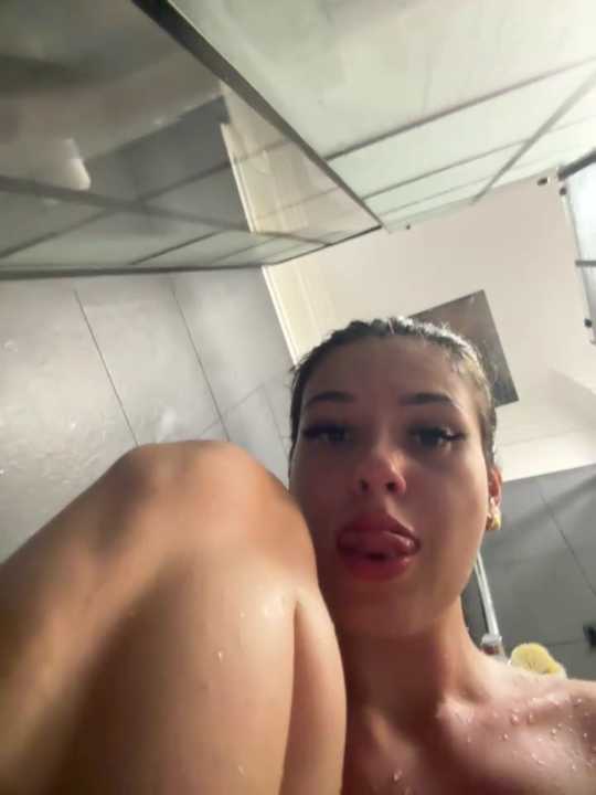 RedAssHottie cam recording