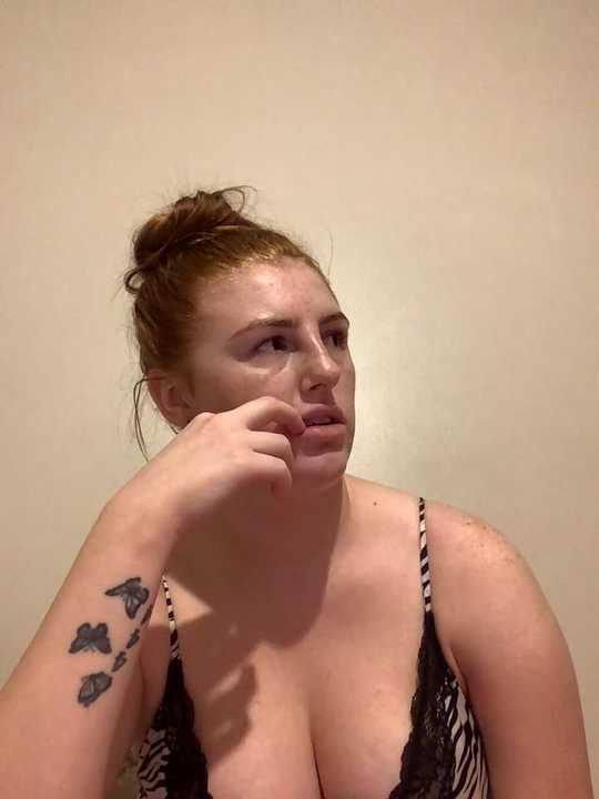 Redvelvetxx2 cam recording