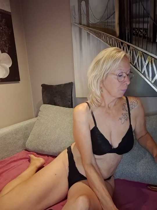 ReifesPaar69 Stripchat recording – Oct 24, 2026
