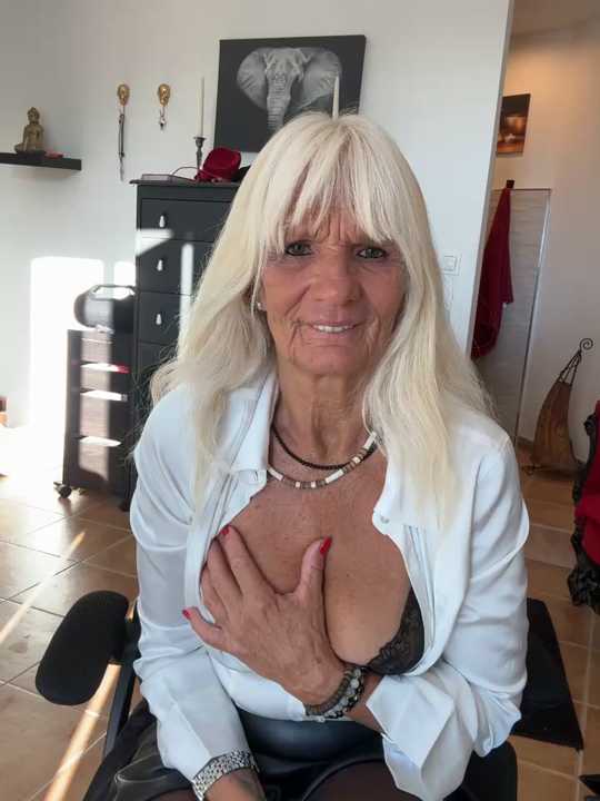 ReitherrinNatascha Stripchat recording – Oct 13, 2026