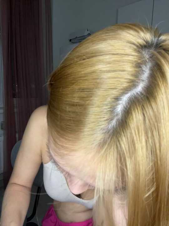Riley_flower_ cam recording