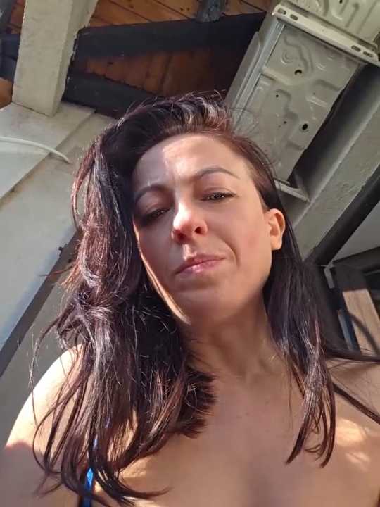 Risky_woman cam recording