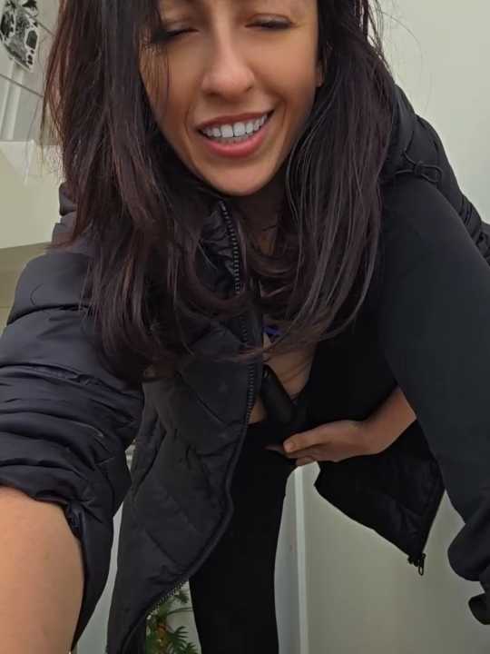 Risky_woman cam recording