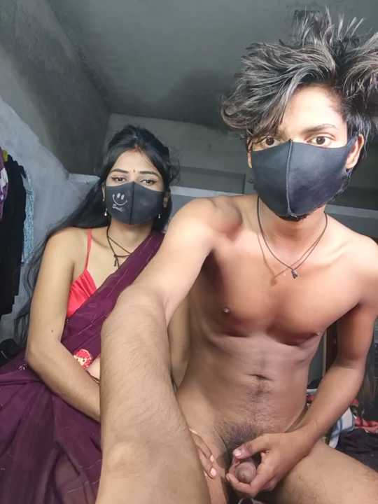 Romantic-couple10