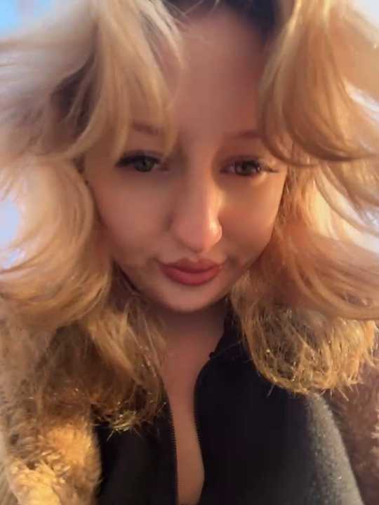 RonnieKiss cam recording