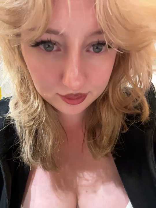 RonnieKiss cam recording