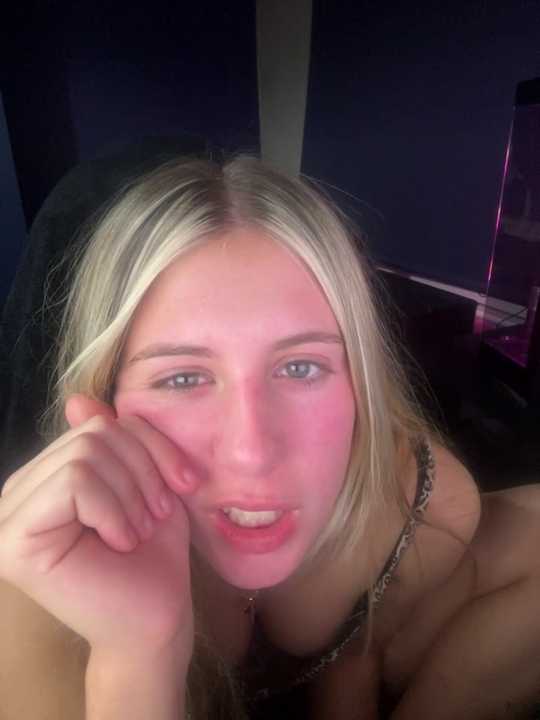 RosieJonesx