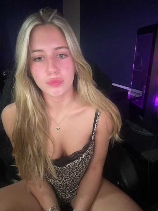 RosieJonesx cam recording