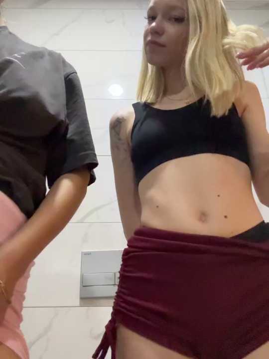 RussianBlondes