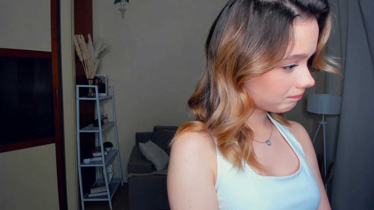 RuthieSaris cam recording