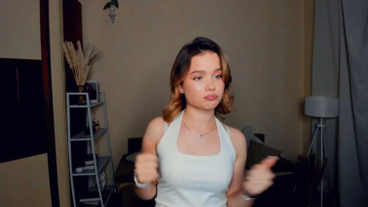 RuthieSaris cam recording