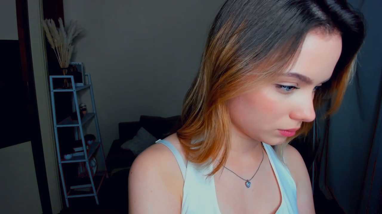 RuthieSaris cam recording