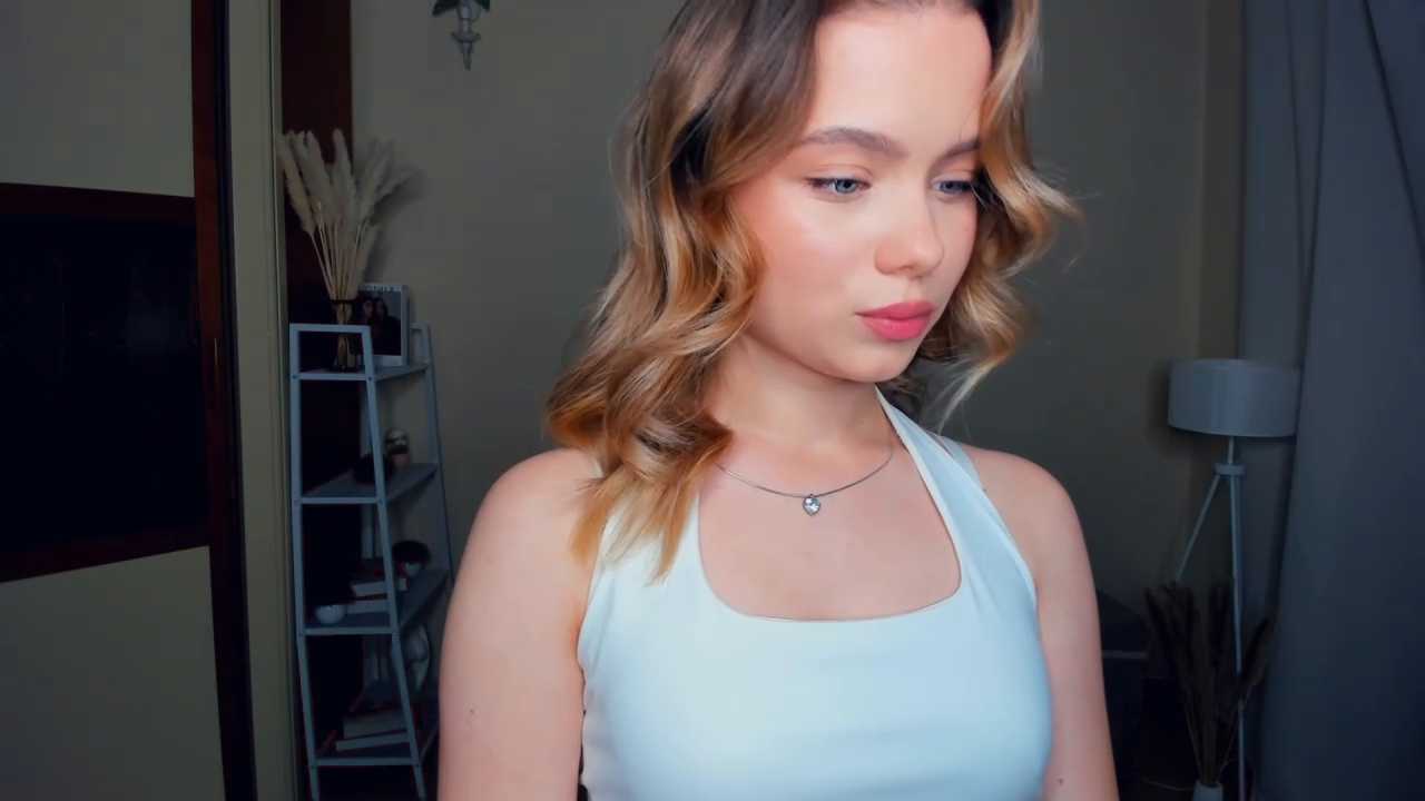 RuthieSaris cam recording