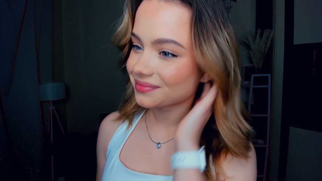 RuthieSaris cam recording