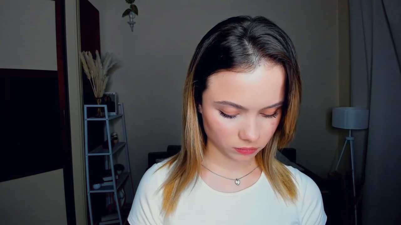 RuthieSaris cam recording