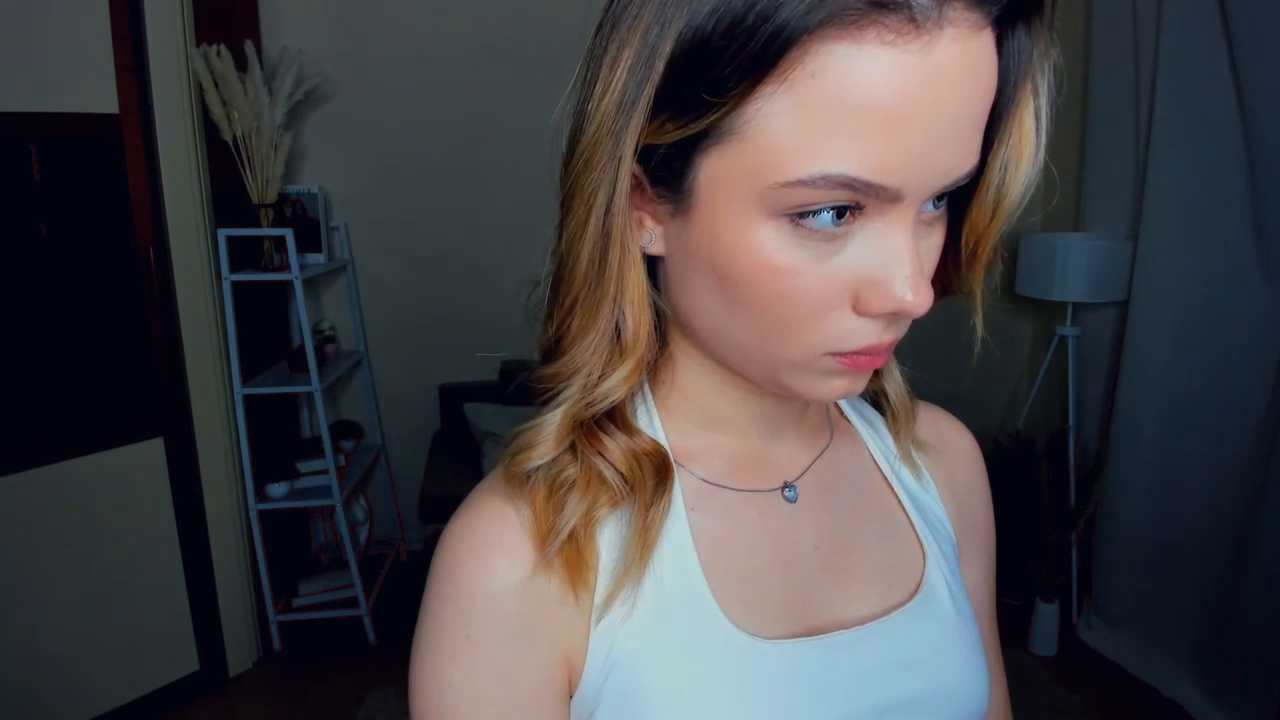 RuthieSaris cam recording