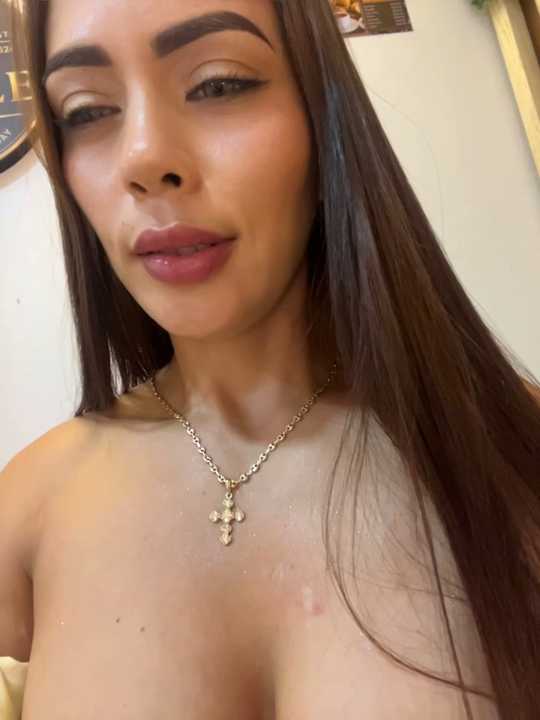 SAMANTA-VELEZ cam recording