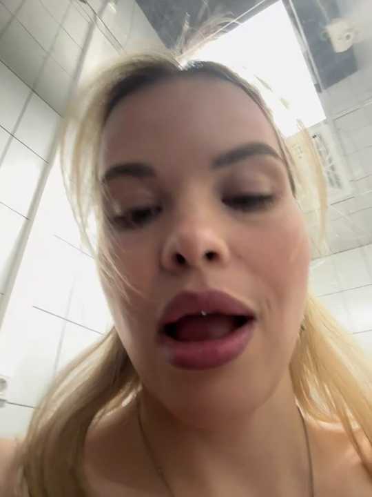 SMELLSEX