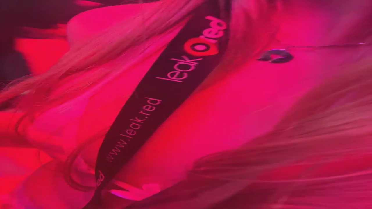 SabrinaRose_xxx Stripchat recording – Oct 24, 2026