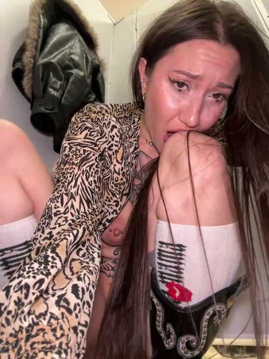 SaintSquirt cam recording