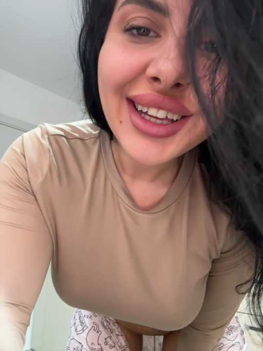 Scarlett-Dream Stripchat recording – Oct 22, 2026