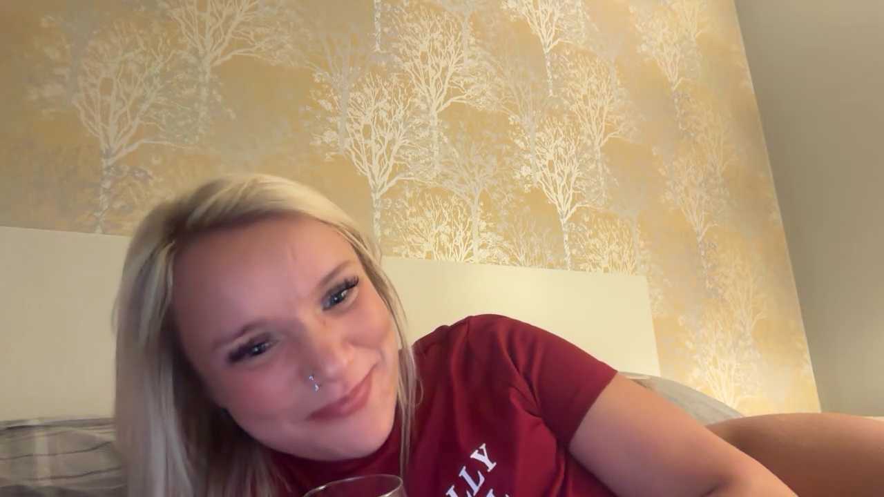 Seductive_SavannahX Stripchat recording – Oct 25, 2026