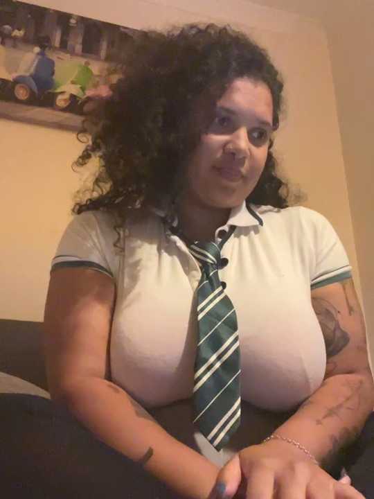 SelenaLovexo cam recording